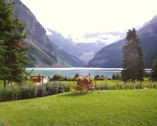 lakelouise3.jpg